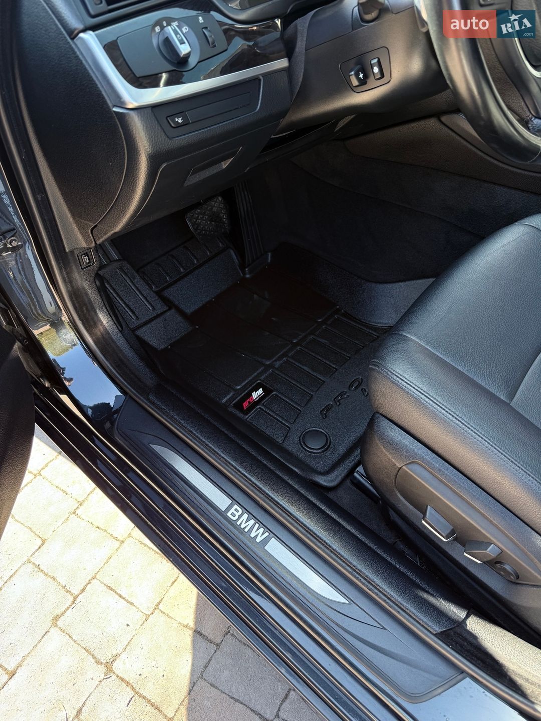 BMW 5 Series 2013 VIN WBA5A7C54ED614050 фото оголошення 17 з 28