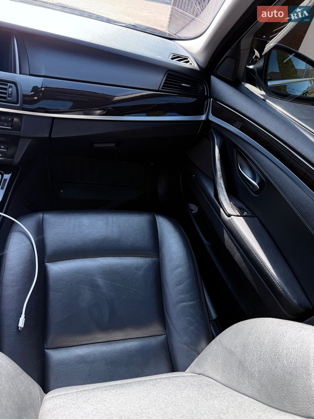 BMW 5 Series 2013 VIN WBA5A7C54ED614050 фото оголошення 22 з 28
