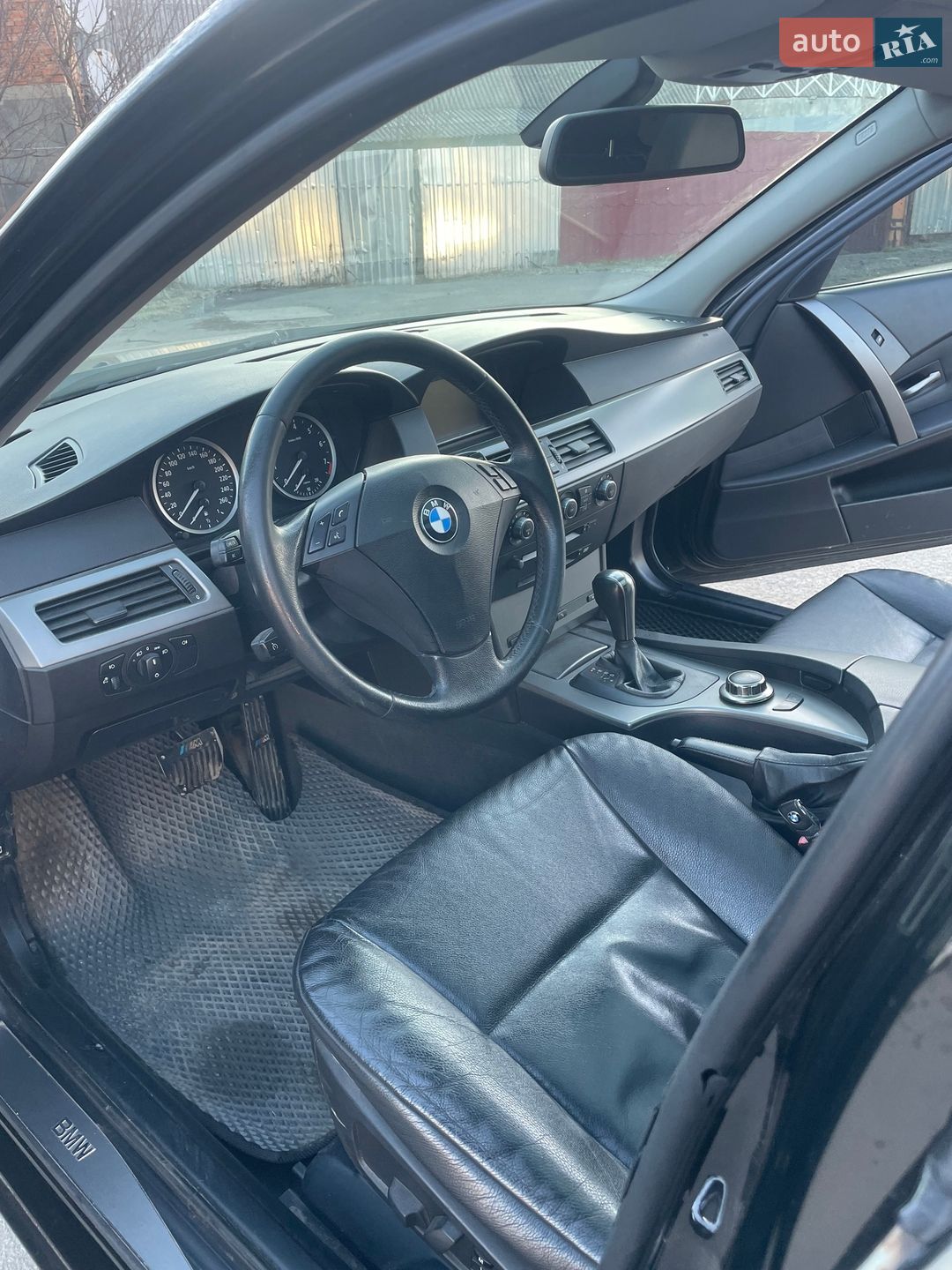 BMW 5 Series 2006 VIN WBANL51090CN08259 фото оголошення 10 з 16