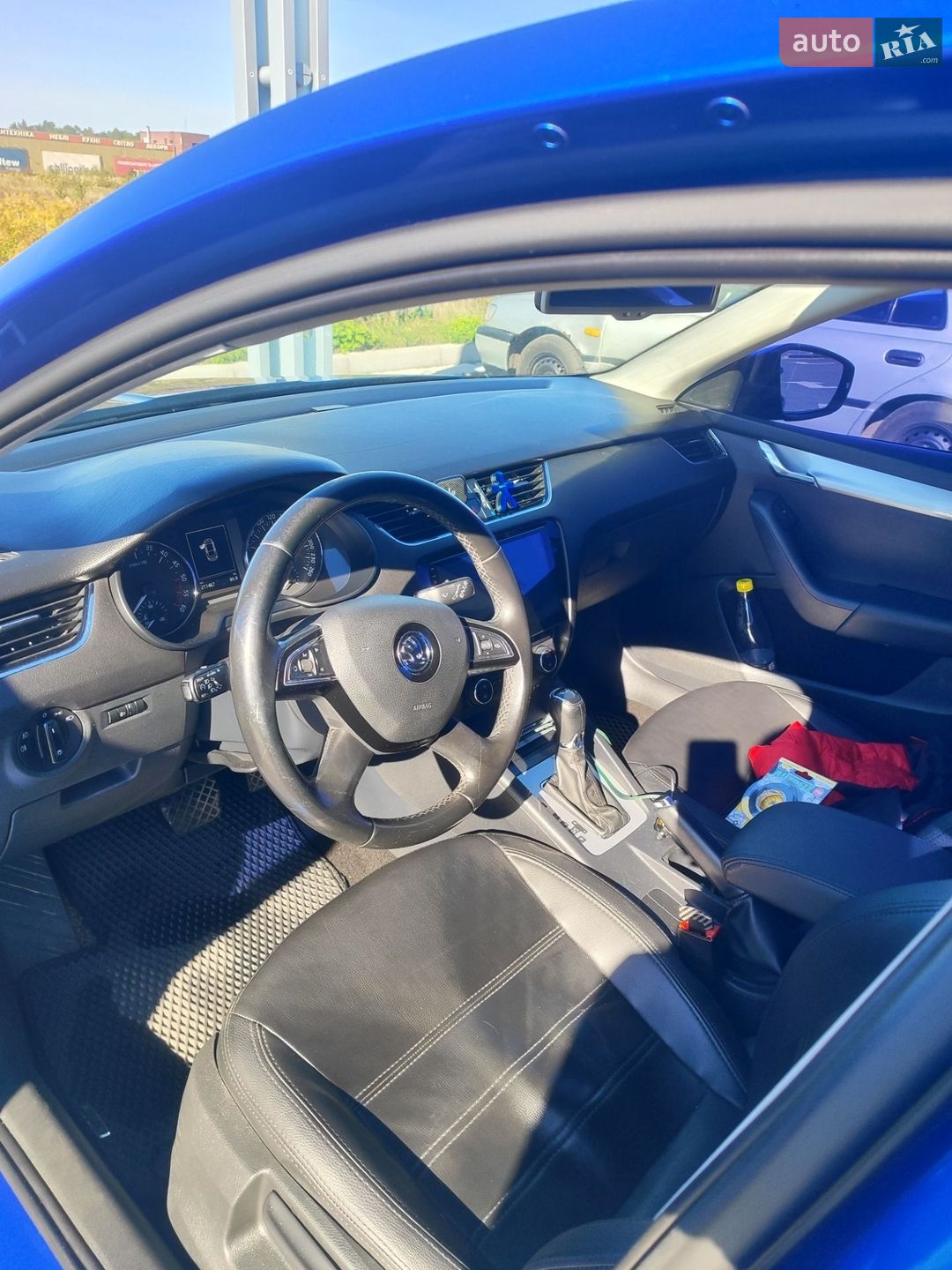 Skoda Octavia 2013 VIN TMBAJ4NE9EB008025 фото оголошення 5 з 14