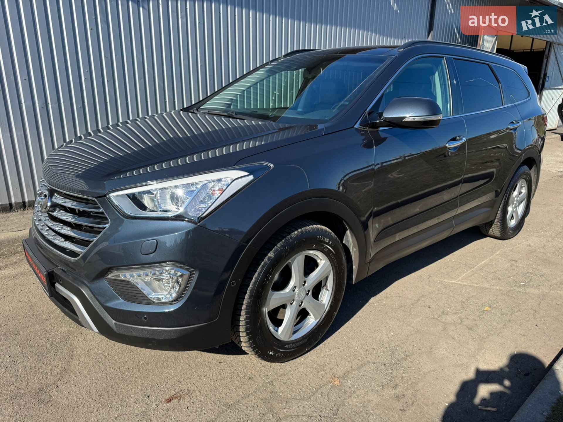 Hyundai Grand Santa Fe 2015 VIN KMHSR81XDFU130782 фото оголошення 2 з 84