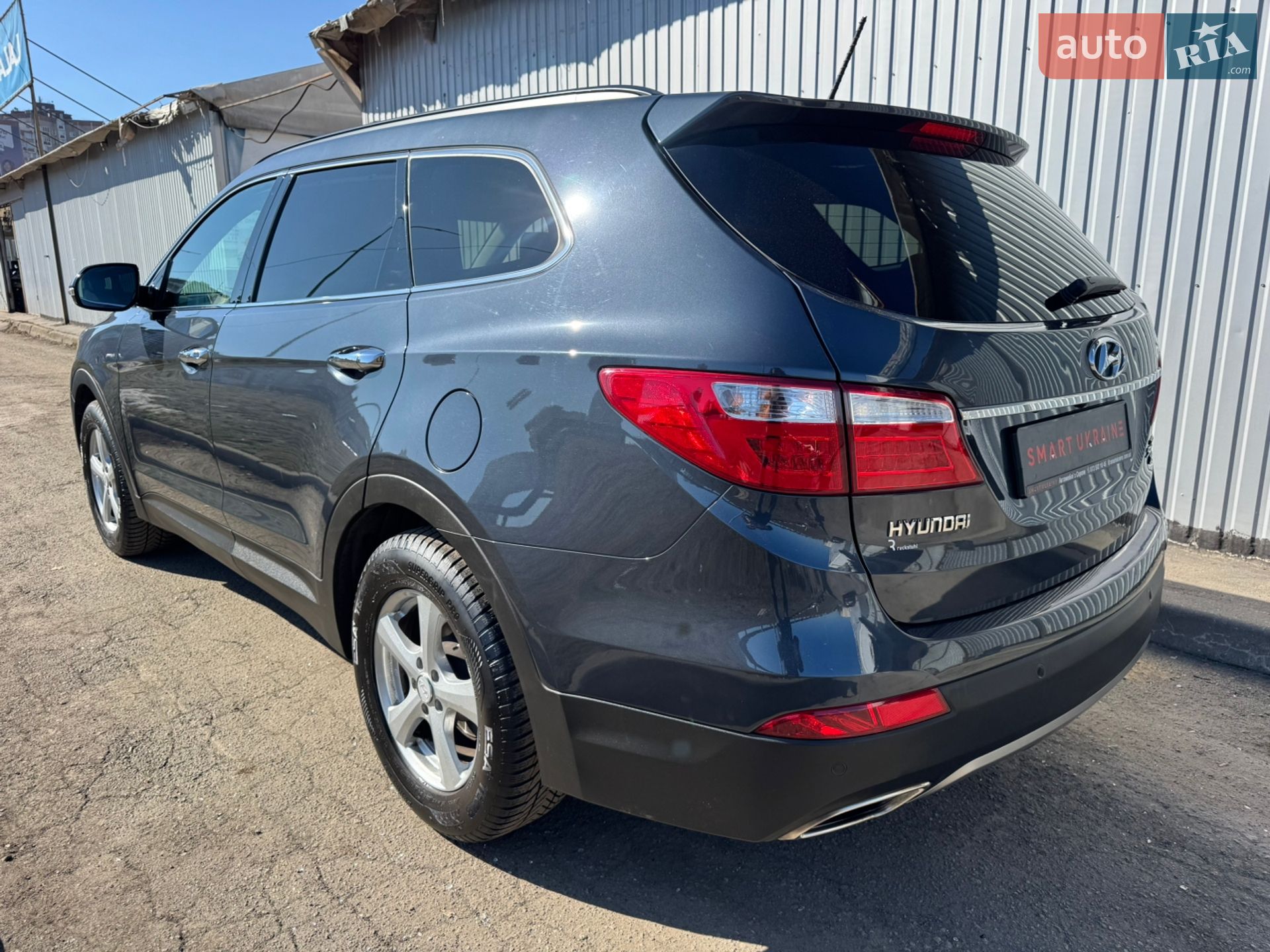 Hyundai Grand Santa Fe 2015 VIN KMHSR81XDFU130782 фото оголошення 12 з 84