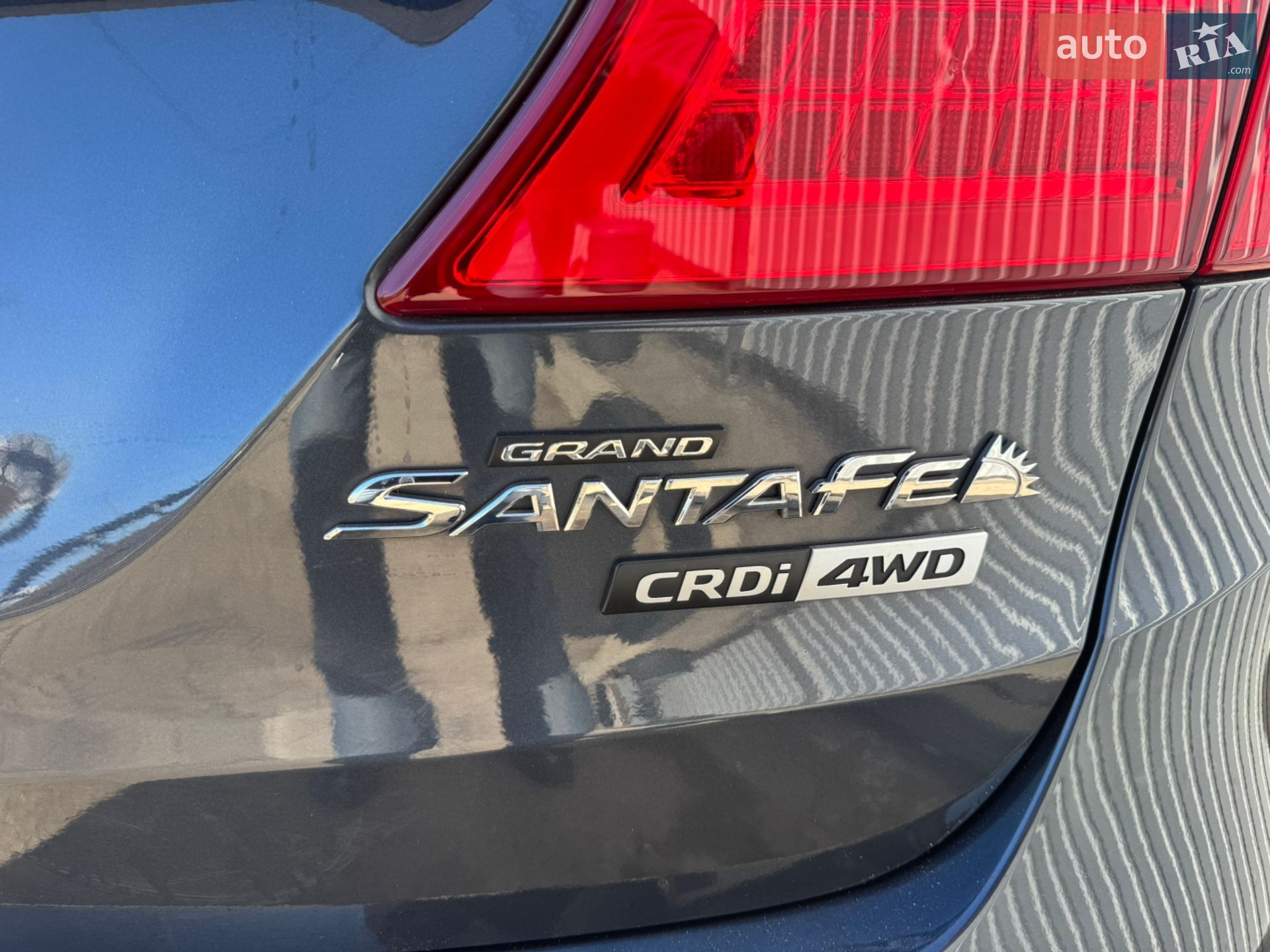 Hyundai Grand Santa Fe 2015 VIN KMHSR81XDFU130782 фото оголошення 13 з 84
