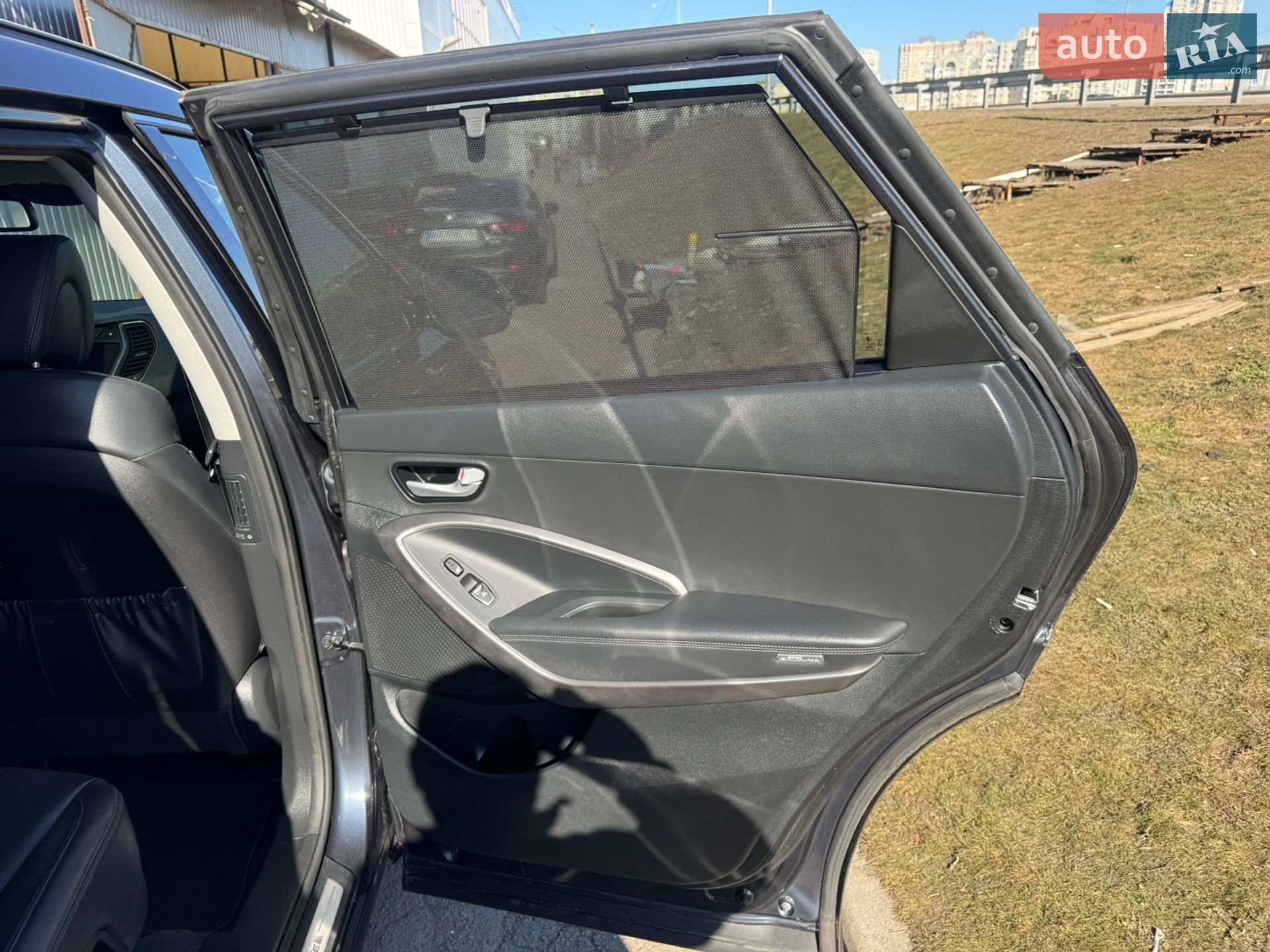 Hyundai Grand Santa Fe 2015 VIN KMHSR81XDFU130782 фото оголошення 34 з 84