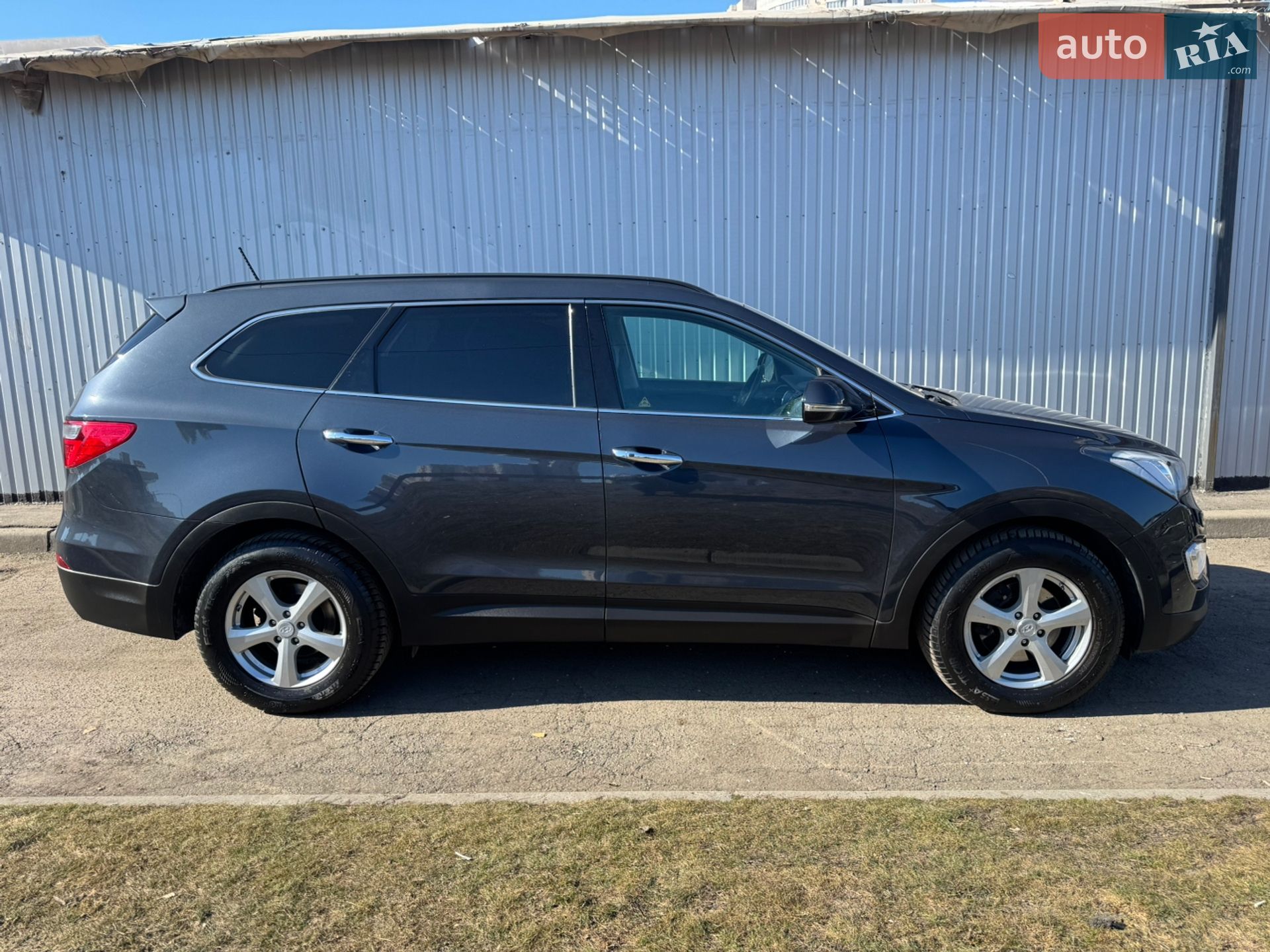 Hyundai Grand Santa Fe 2015 VIN KMHSR81XDFU130782 фото оголошення 42 з 84