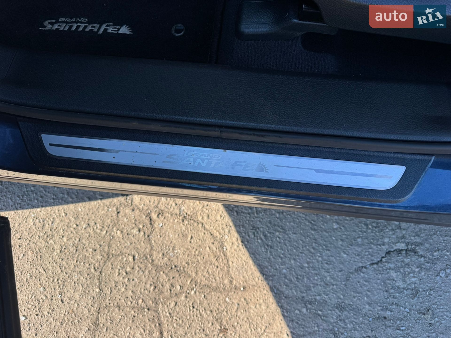 Hyundai Grand Santa Fe 2015 VIN KMHSR81XDFU130782 фото оголошення 50 з 84