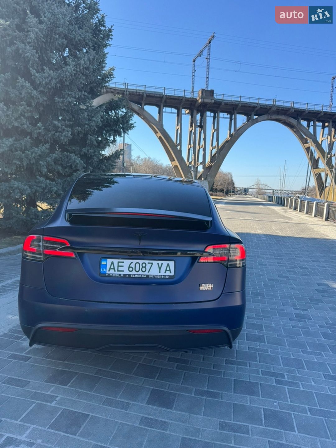 Tesla Model X 2022 VIN 7SAXCBE66PF372536 фото оголошення 14 з 18