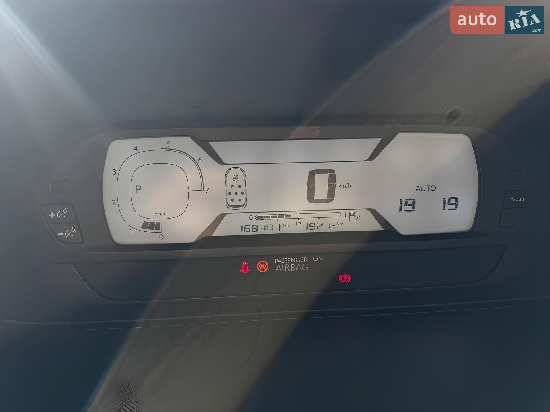 Citroen Grand C4 Picasso 2018 VIN VF73ABHZTJJ544016 фото оголошення 19 з 24