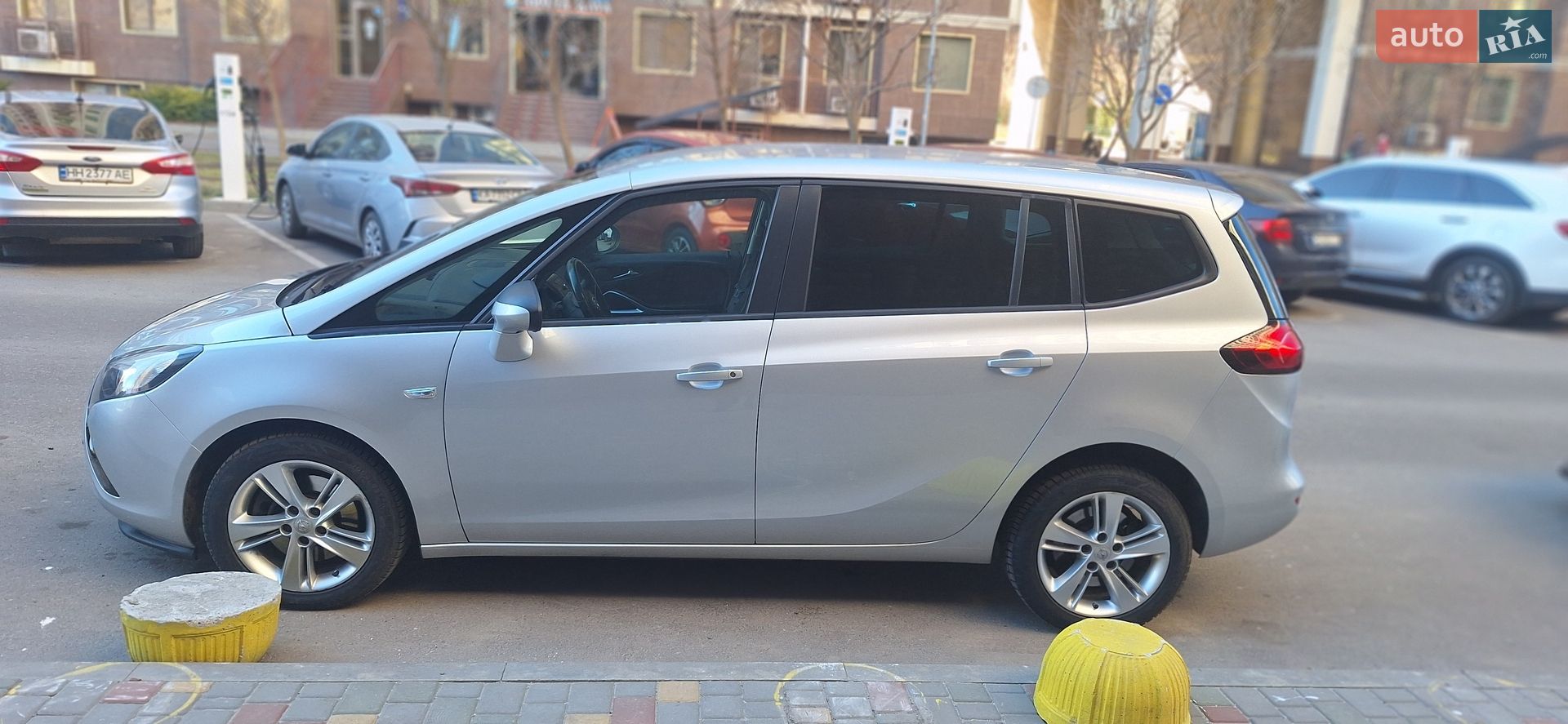 Opel Zafira 2015 VIN W0LPD9E71F1093304 фото оголошення 2 з 7