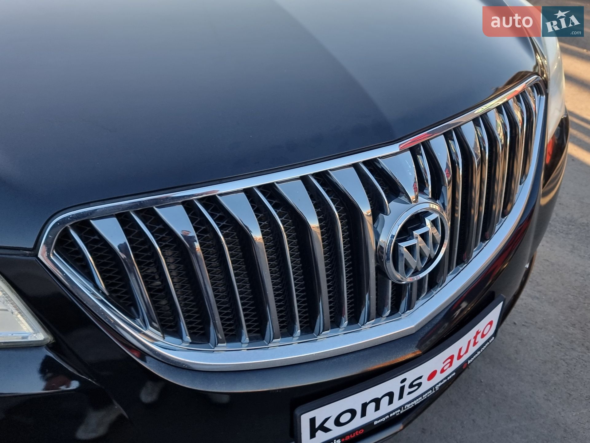 Buick Enclave 2016 VIN 5GAKRAKD3GJ164109 фото оголошення 18 з 106