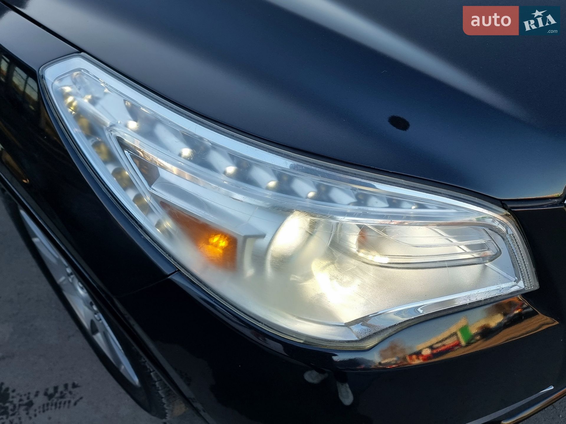 Buick Enclave 2016 VIN 5GAKRAKD3GJ164109 фото оголошення 19 з 106