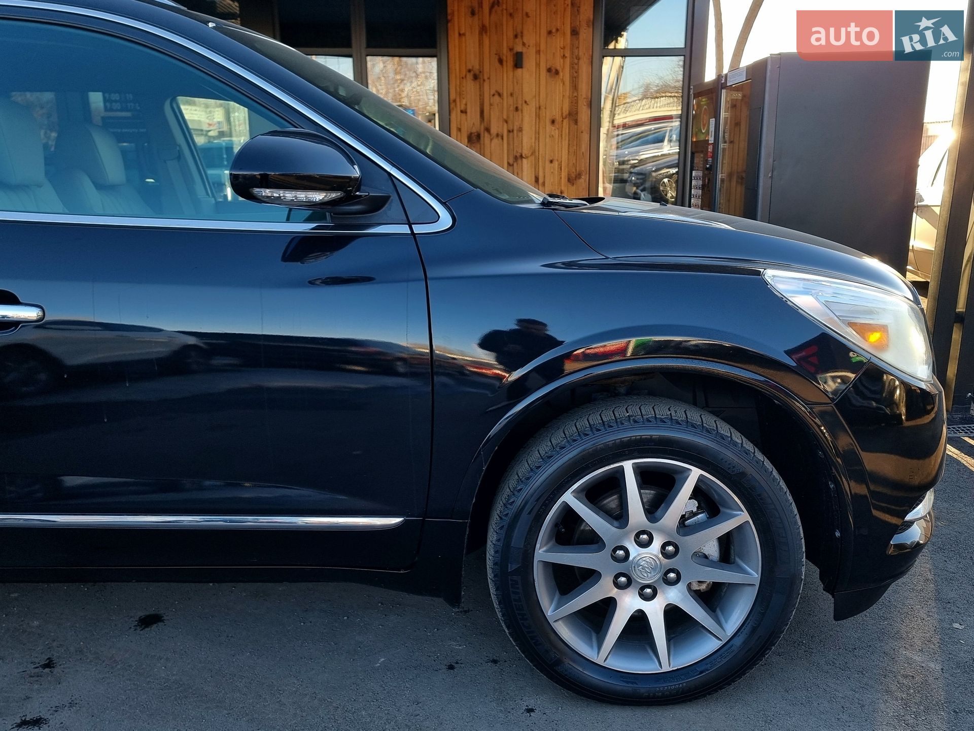 Buick Enclave 2016 VIN 5GAKRAKD3GJ164109 фото оголошення 33 з 106