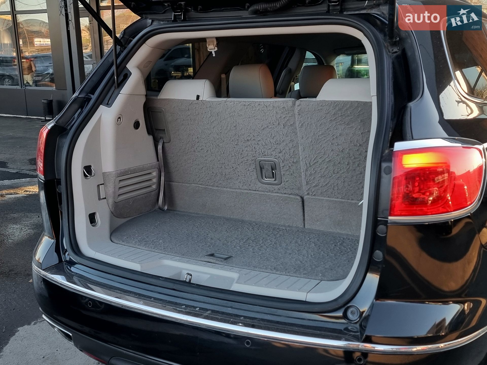 Buick Enclave 2016 VIN 5GAKRAKD3GJ164109 фото оголошення 60 з 106