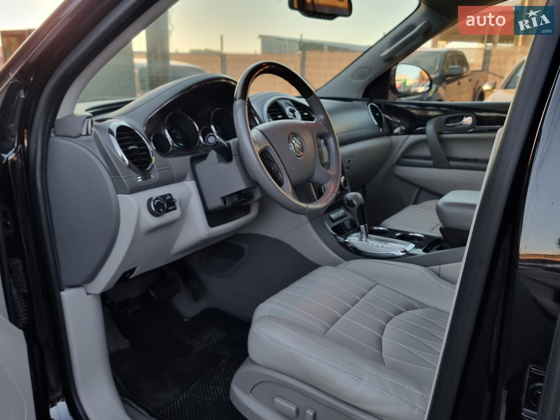Buick Enclave 2016 VIN 5GAKRAKD3GJ164109 фото оголошення 69 з 106