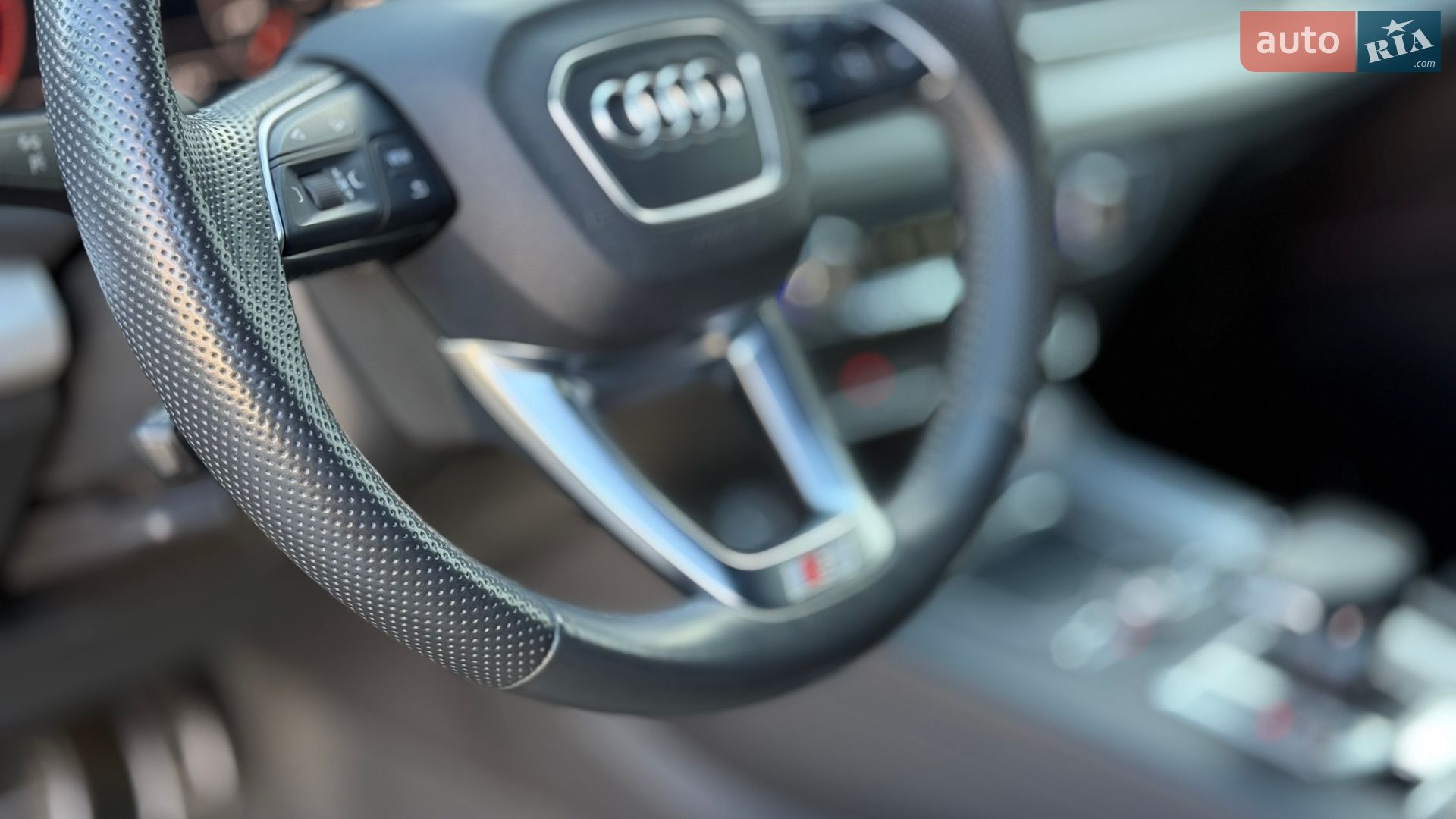 Audi Q5 2019 VIN WAUZZZFY1K2106167 фото оголошення 80 з 85