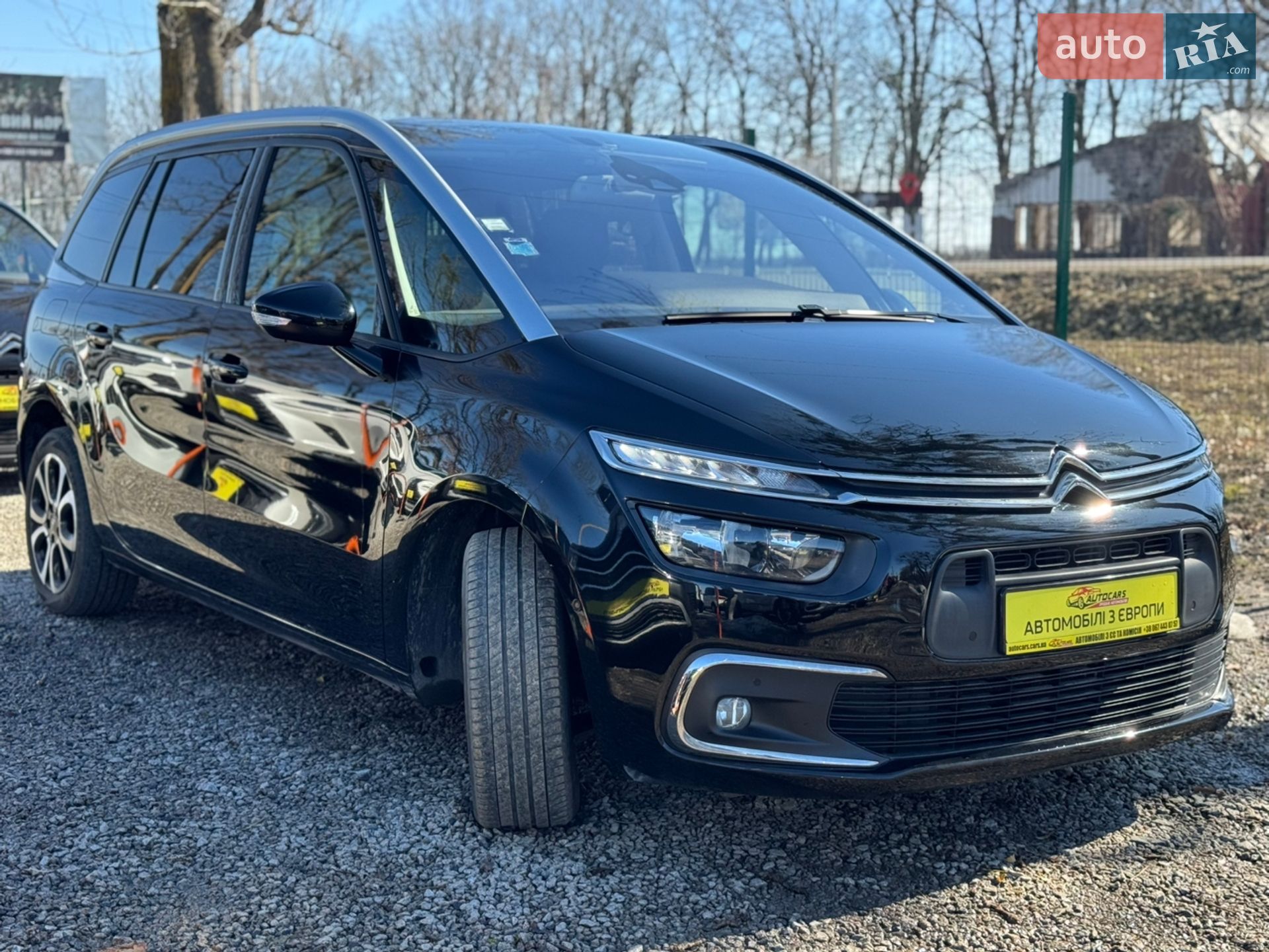 Citroen Grand C4 Picasso 2019 VIN VF73AYHZRKJ779586 фото оголошення 2 з 42
