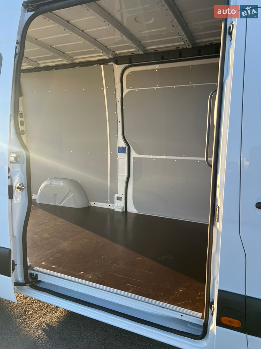 Mercedes-Benz Sprinter 2021 VIN W1V9106231P383404 фото оголошення 15 з 39