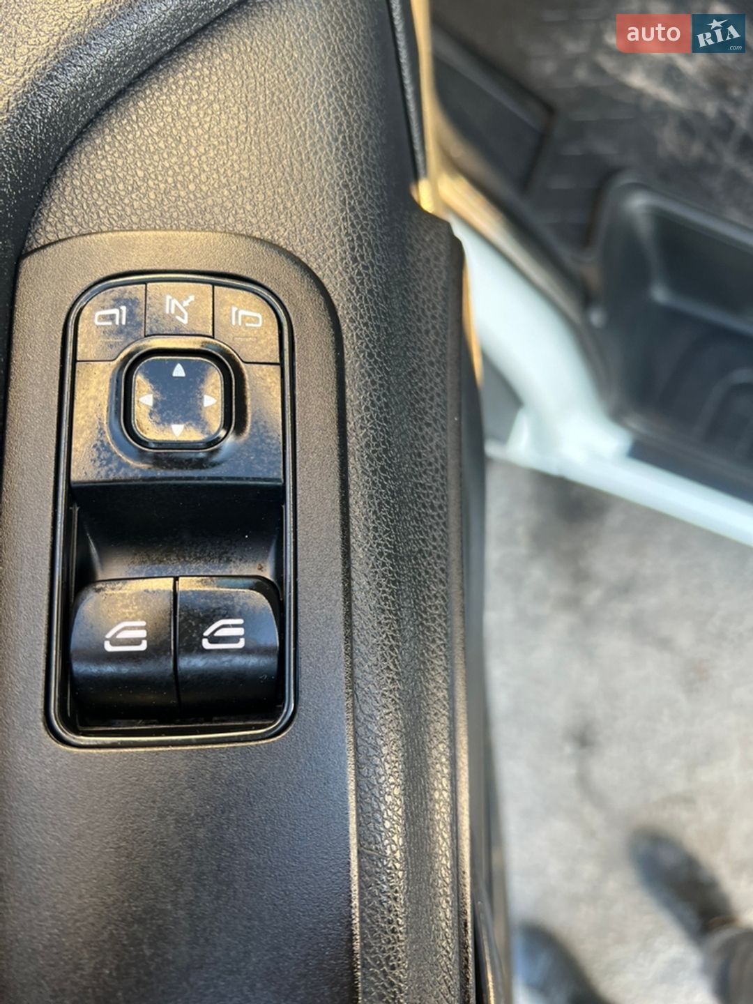 Mercedes-Benz Sprinter 2021 VIN W1V9106231P383404 фото оголошення 35 з 39