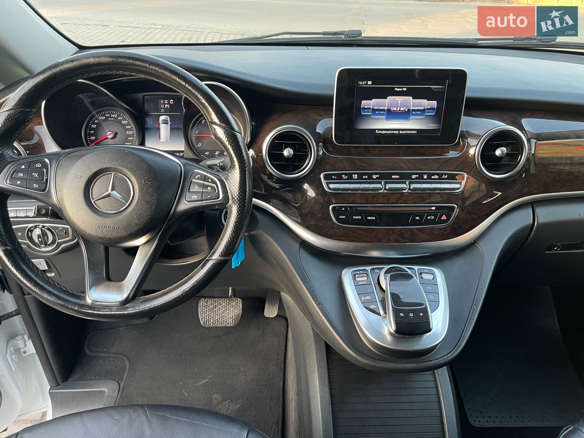 Mercedes-Benz V-Class 2015 VIN WDF44781313033292 фото оголошення 31 з 35