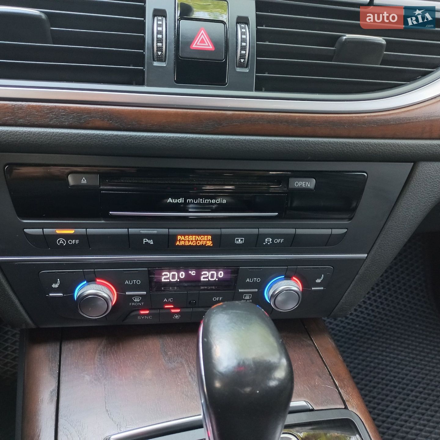 Audi A6 2016 VIN WAUGFAFC0GN158630 фото оголошення 25 з 47