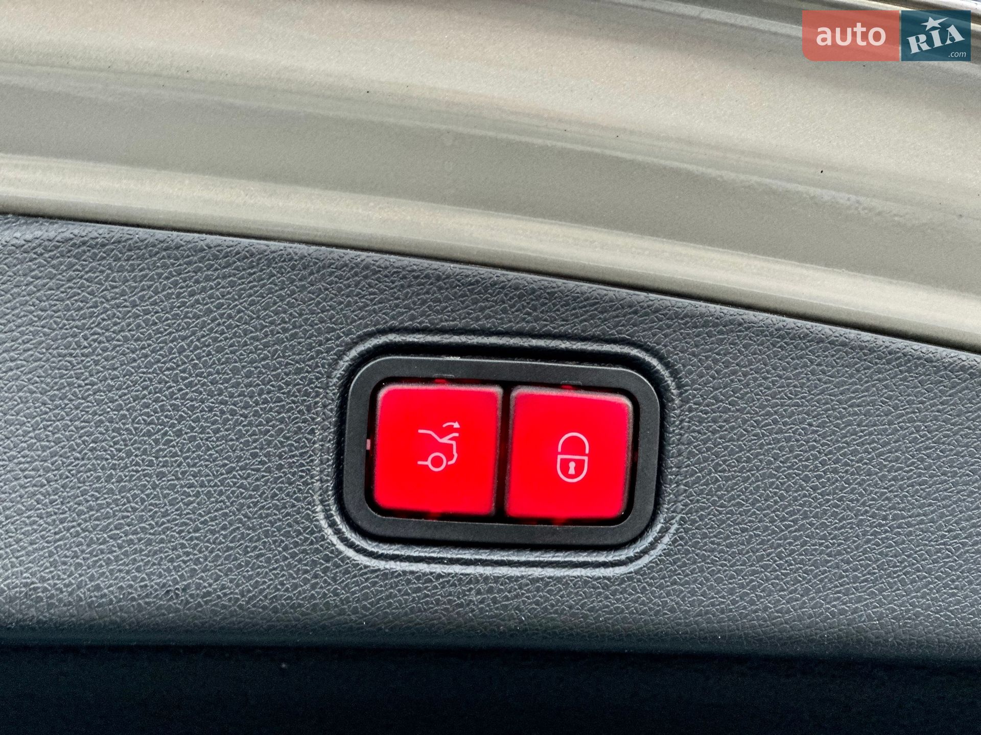 Mercedes-Benz E-Class 2020 VIN W1K1J6JB7LF140462 фото оголошення 25 з 41