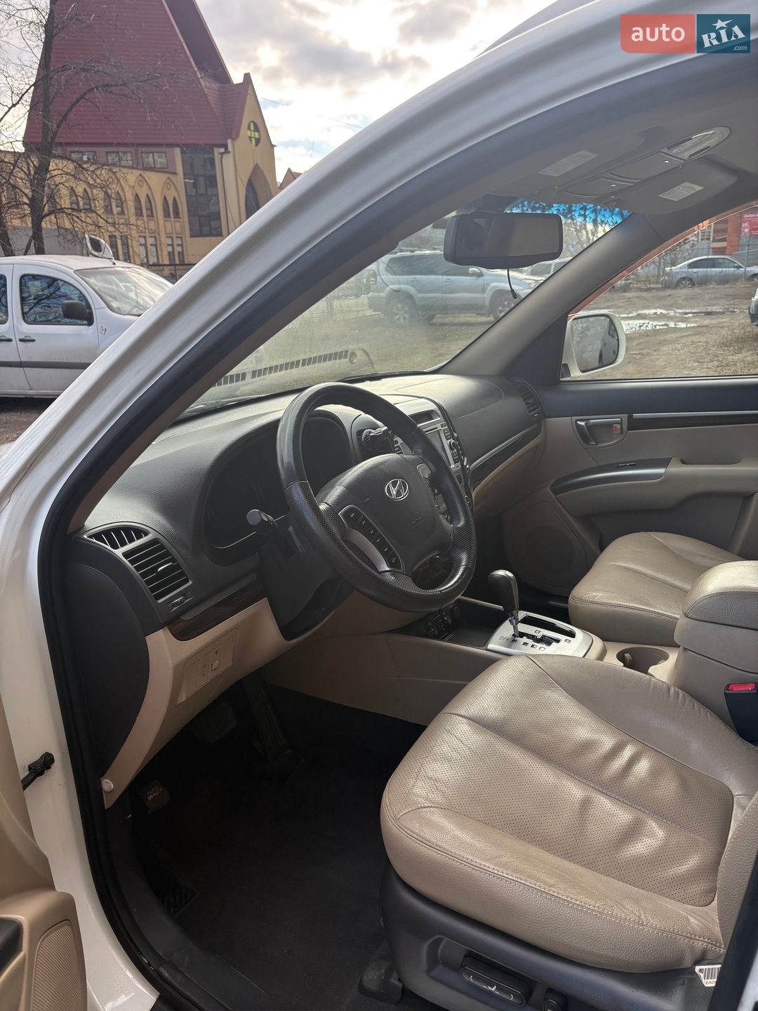 Hyundai Santa FE 2011 VIN KMHSH81BBBU712138 фото оголошення 6 з 28