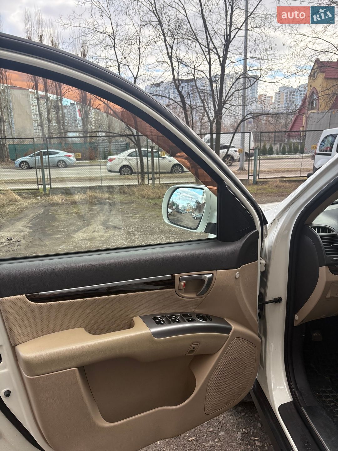 Hyundai Santa FE 2011 VIN KMHSH81BBBU712138 фото оголошення 10 з 28
