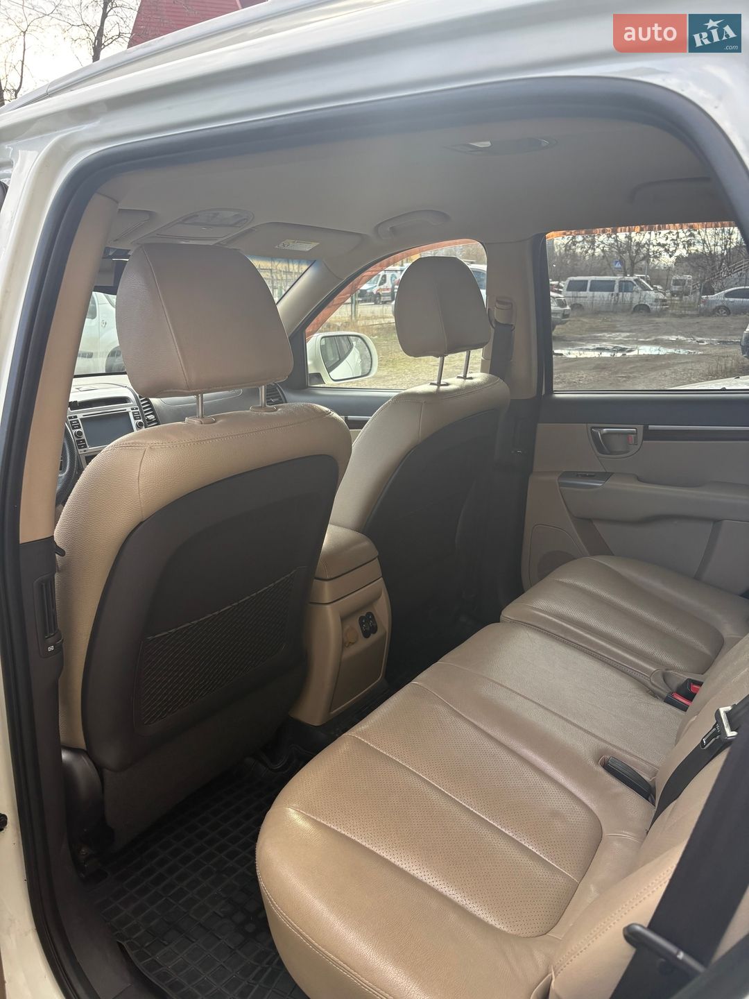 Hyundai Santa FE 2011 VIN KMHSH81BBBU712138 фото оголошення 13 з 28