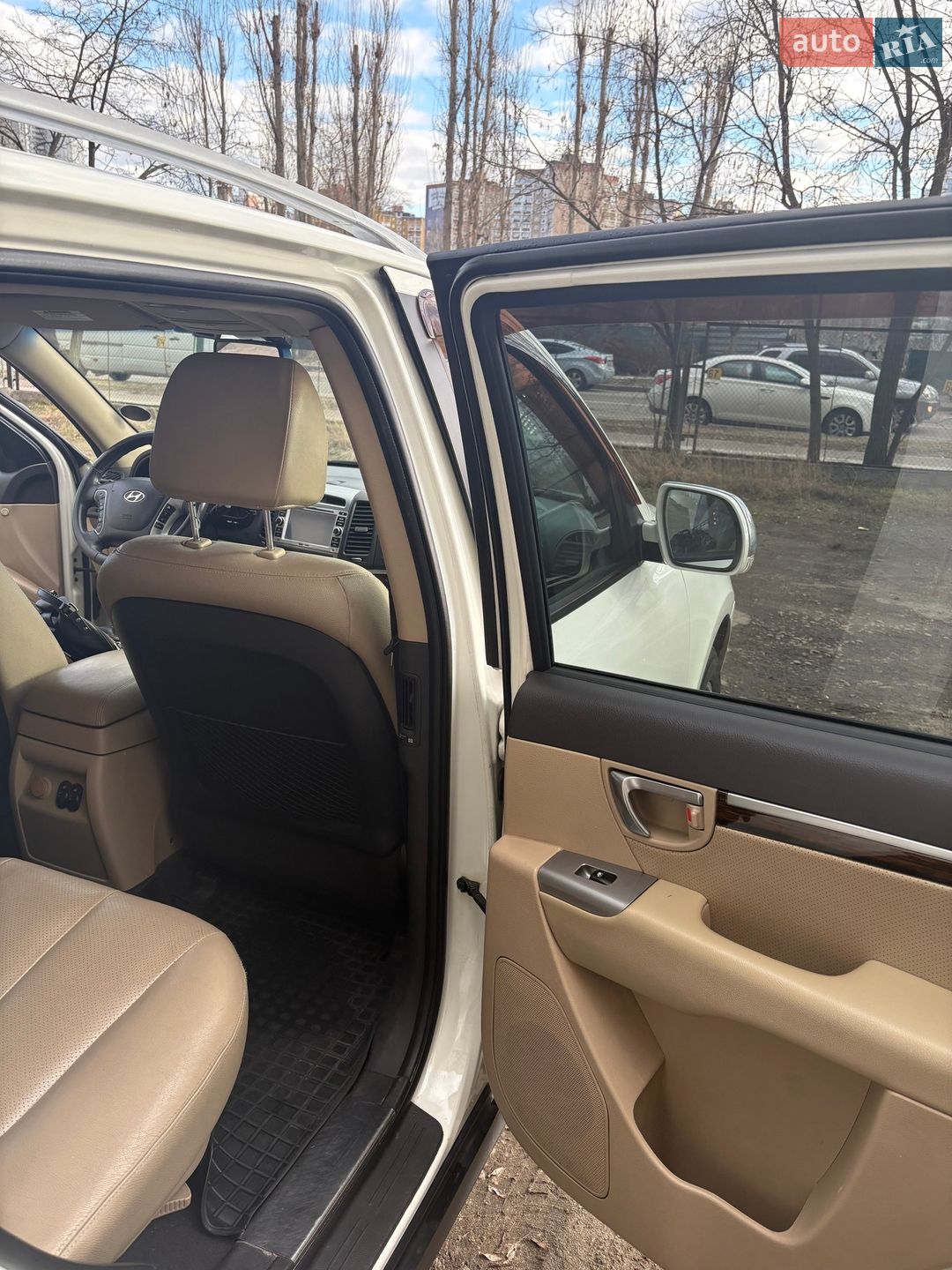 Hyundai Santa FE 2011 VIN KMHSH81BBBU712138 фото оголошення 14 з 28