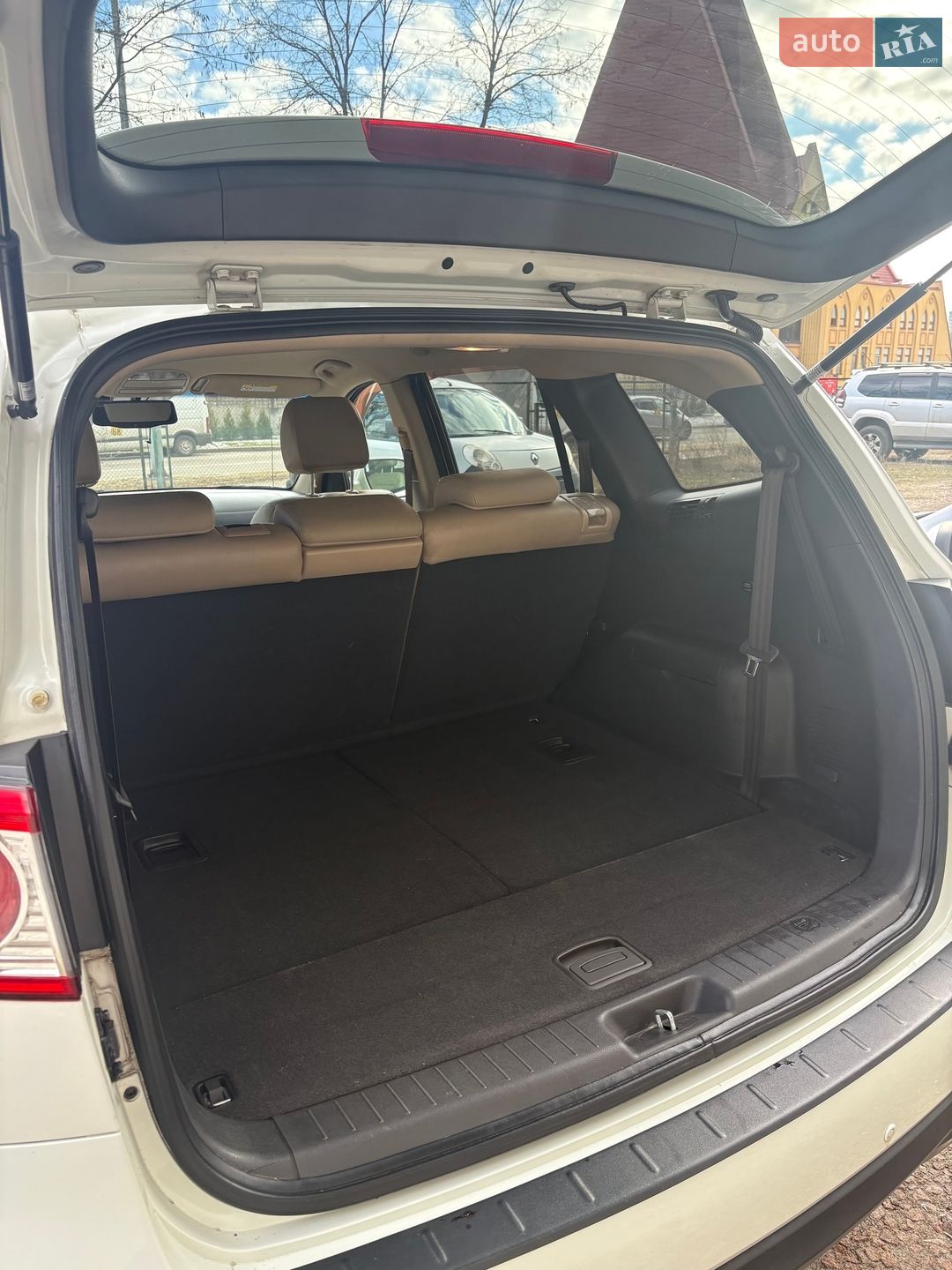 Hyundai Santa FE 2011 VIN KMHSH81BBBU712138 фото оголошення 23 з 28