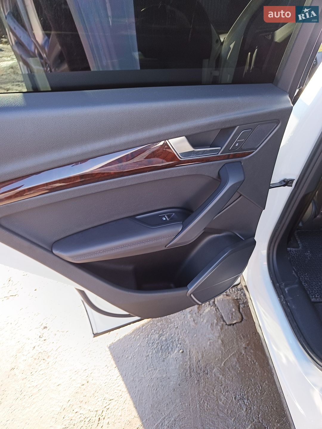 Audi Q5 2020 VIN WA1BNAFY2L2054786 фото оголошення 11 з 22