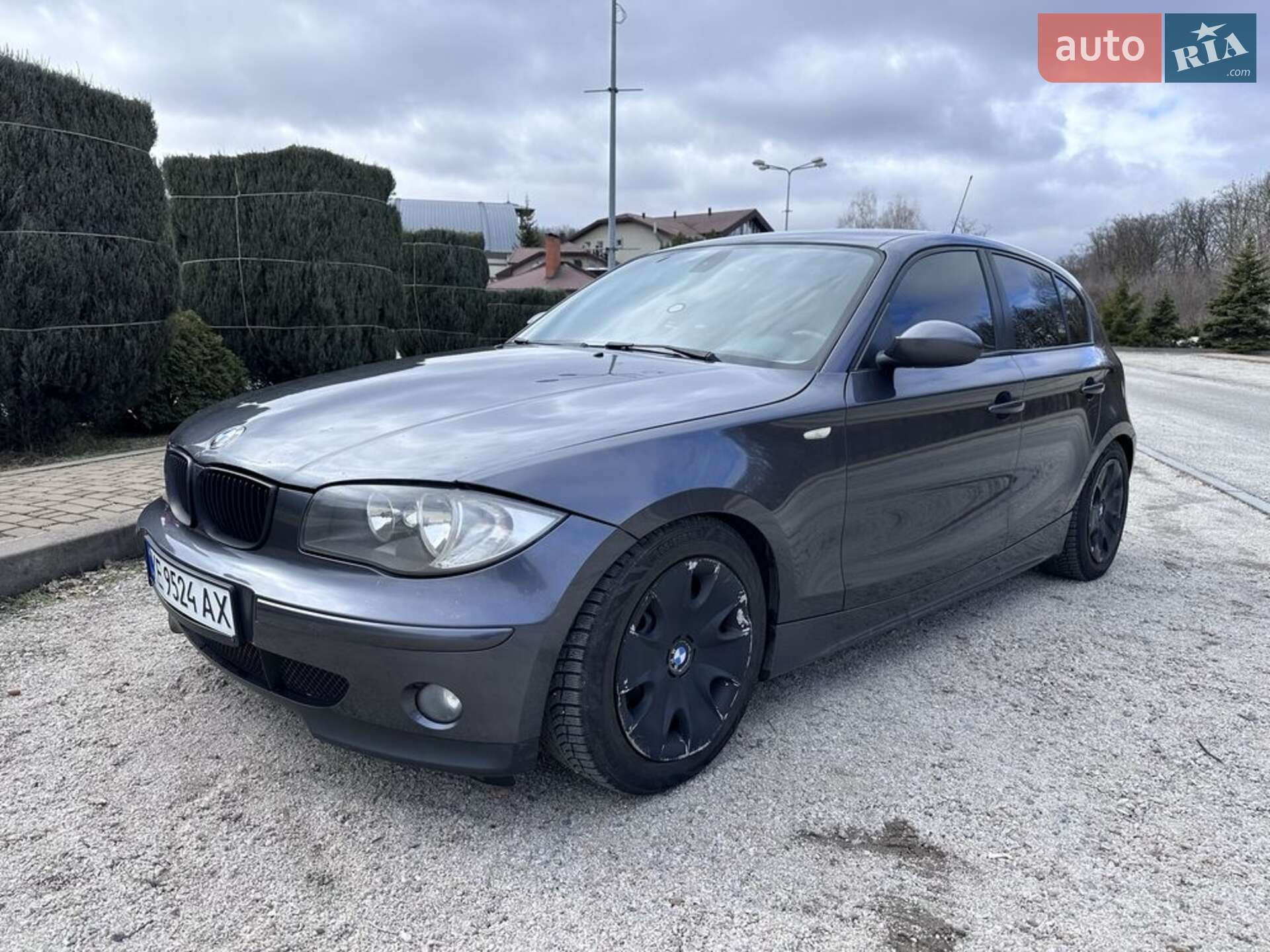 BMW 1 Series 2004 VIN WBAUG51070JU07099 фото оголошення 3 з 24