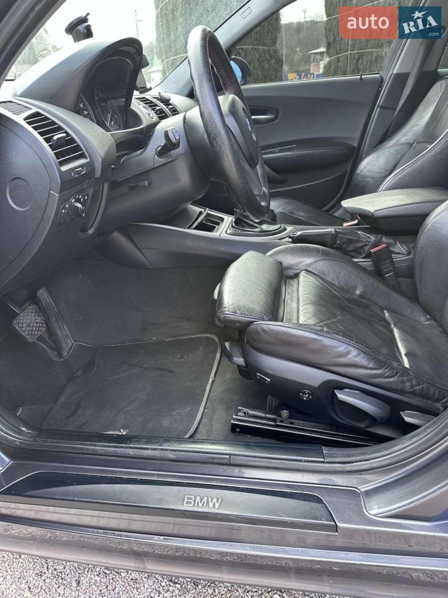 BMW 1 Series 2004 VIN WBAUG51070JU07099 фото оголошення 15 з 24
