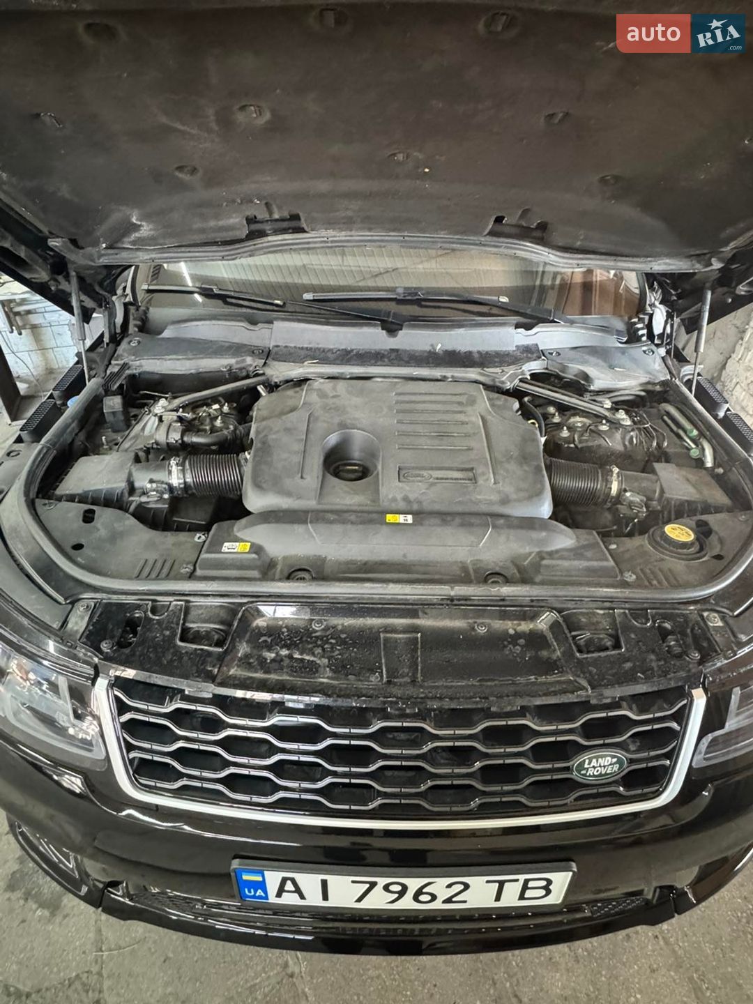 Land Rover Range Rover Sport 2019 VIN SALWR2SU1LA883030 фото оголошення 32 з 32