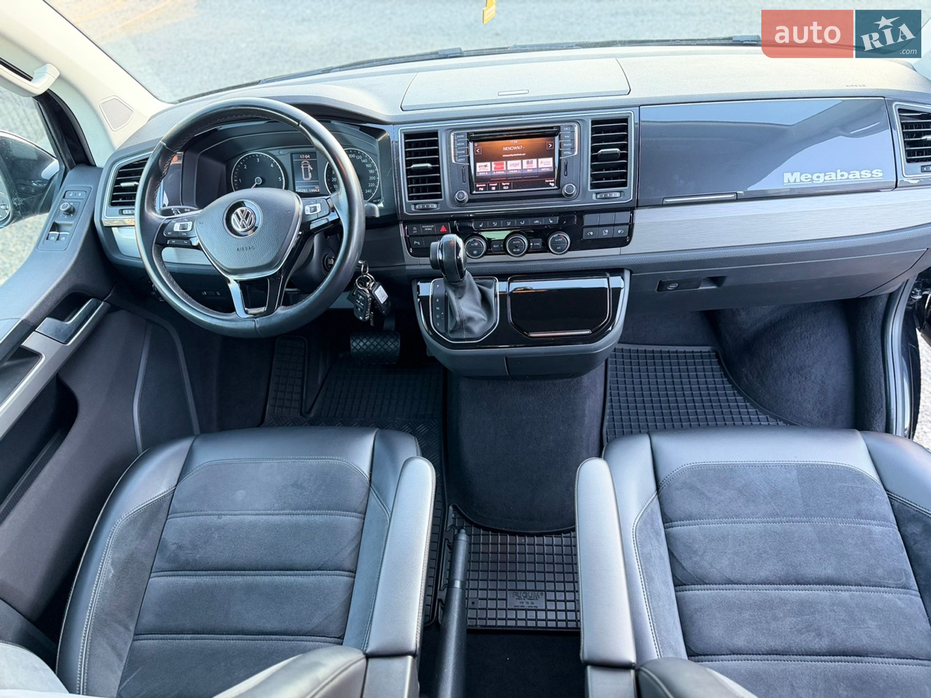 Volkswagen Multivan 2018 VIN WV2ZZZ7HZHH128252 фото оголошення 6 з 82