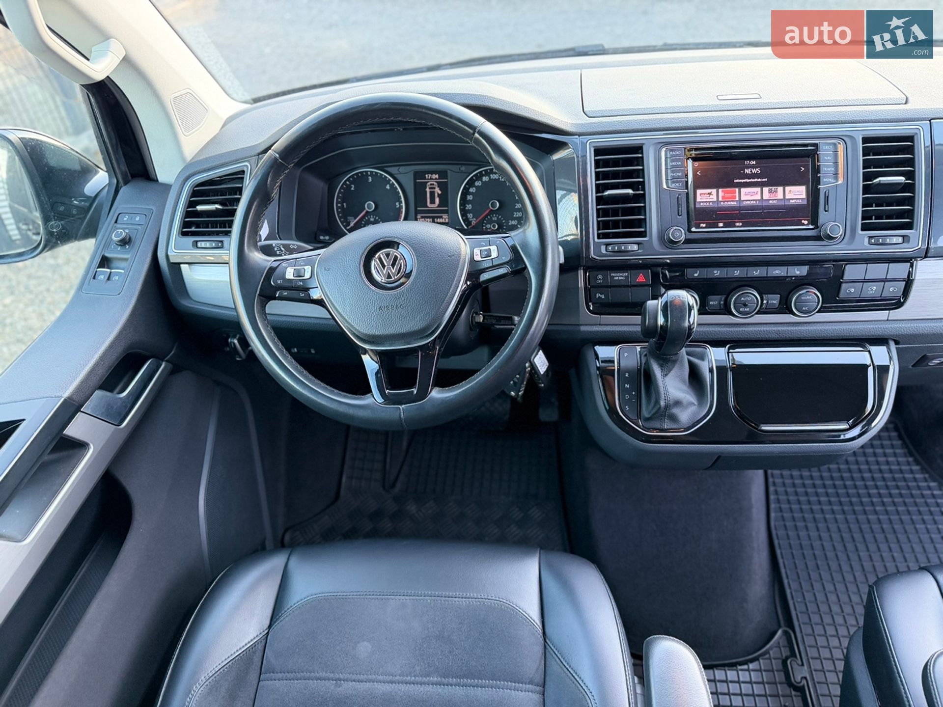 Volkswagen Multivan 2018 VIN WV2ZZZ7HZHH128252 фото оголошення 10 з 82