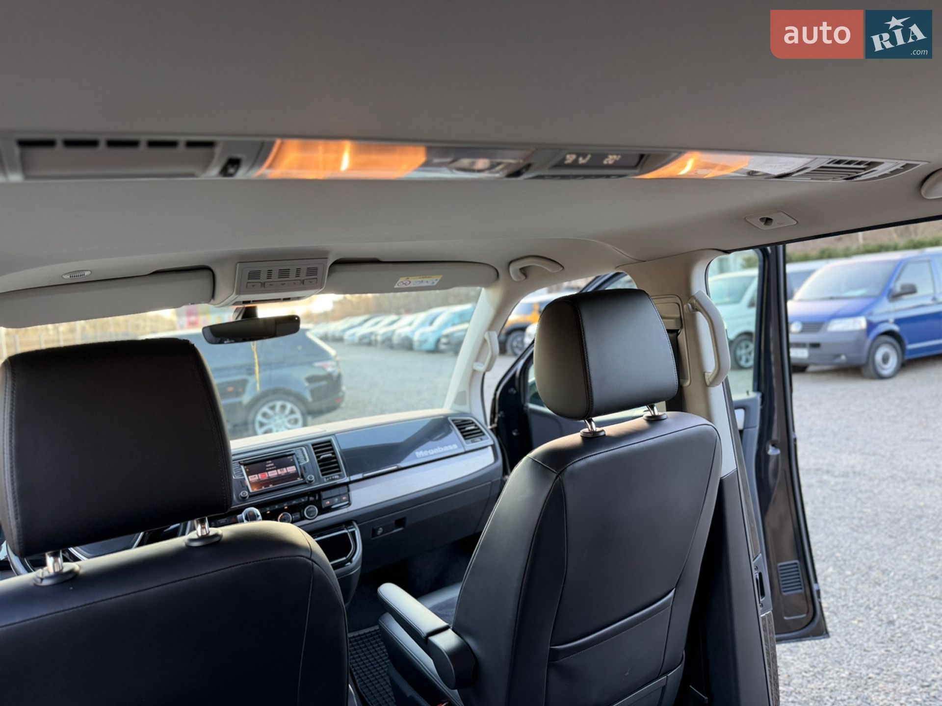 Volkswagen Multivan 2018 VIN WV2ZZZ7HZHH128252 фото оголошення 23 з 82