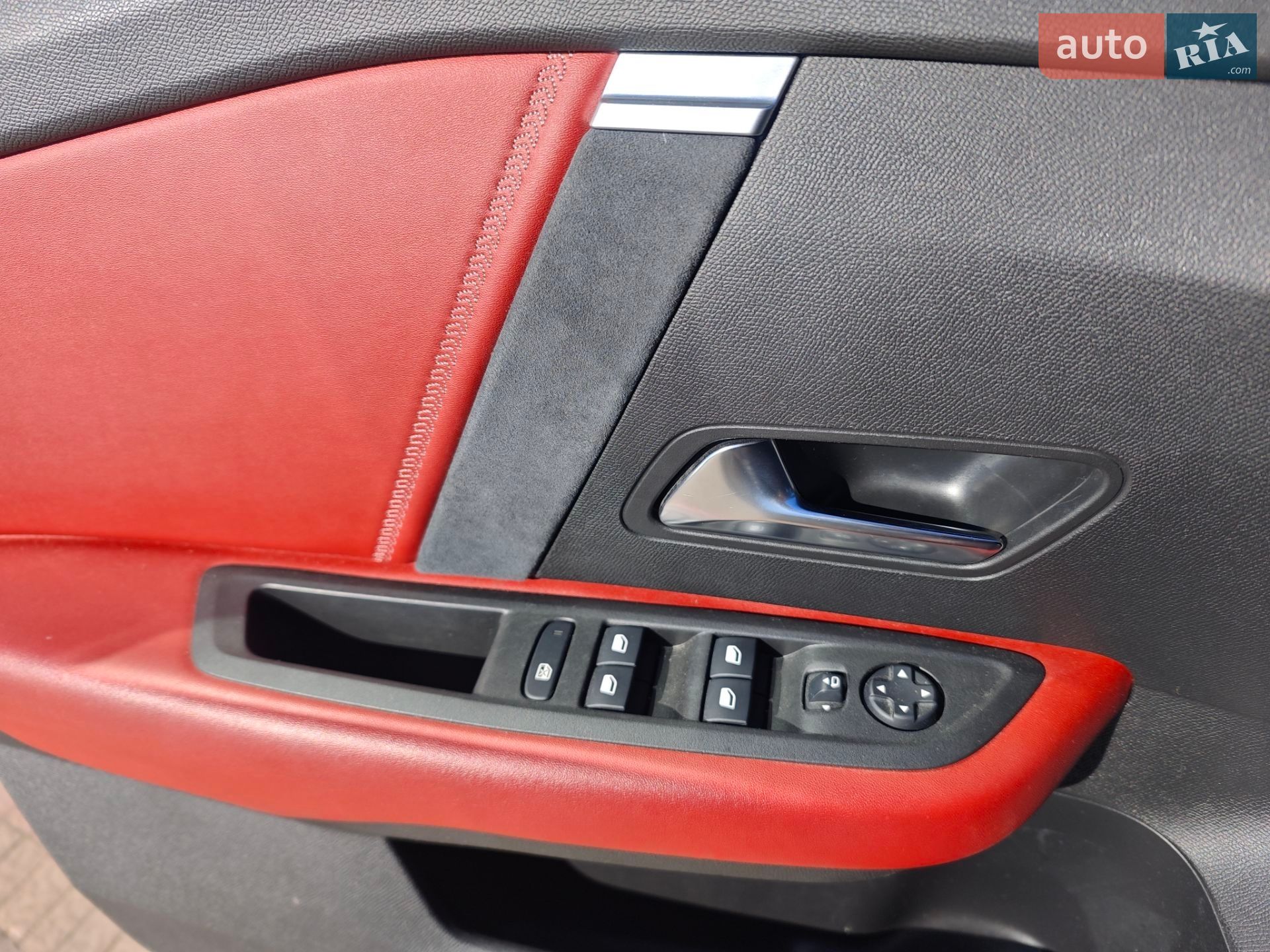 Citroen e-C4 2021 VIN VR7BCZKXCME031740 фото оголошення 9 з 13