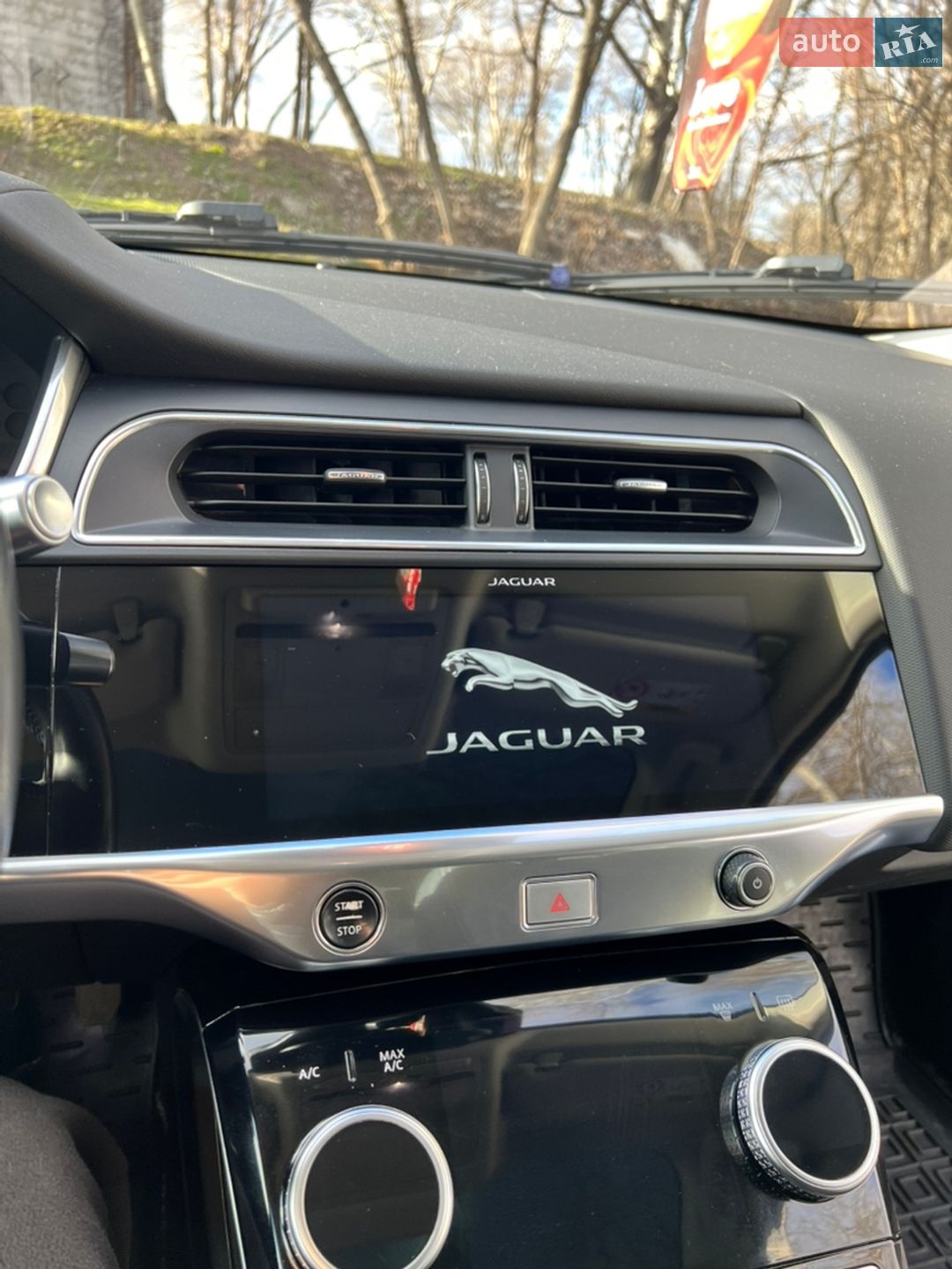 Jaguar I-Pace 2018 VIN SADHA2B10K1F69484 фото оголошення 11 з 12