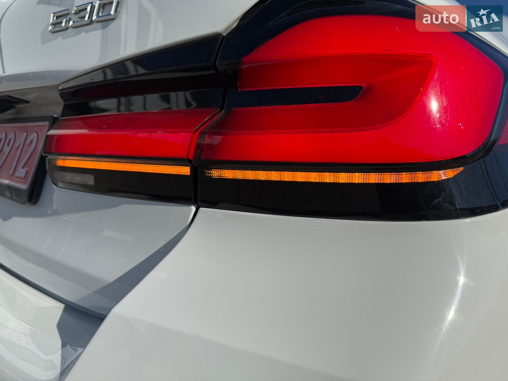 BMW 5 Series 2018 VIN WBAJA9C58JB034140 фото оголошення 13 з 39