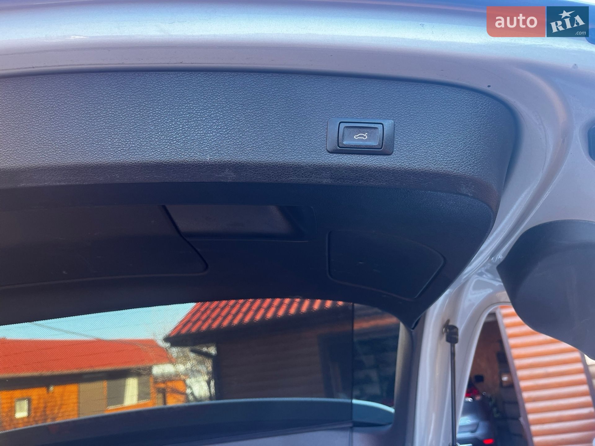 Audi Q7 2014 VIN WA1WMAFE0ED017186 фото оголошення 38 з 58