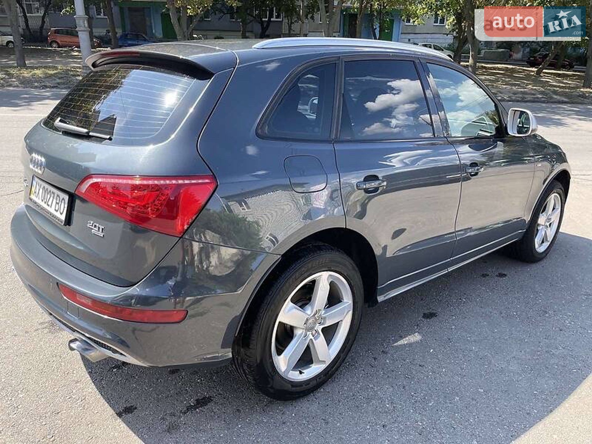Audi Q5 2010 VIN WAUZZZ8RXAA106842 фото оголошення 3 з 5