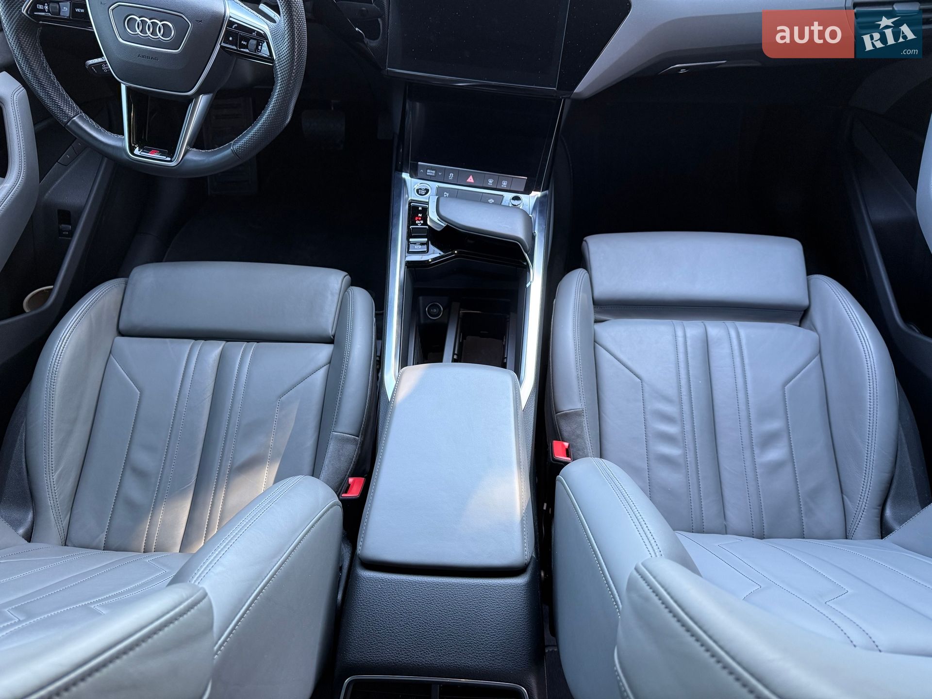 Audi e-tron 2021 VIN WAUZZZGEXNB006920 фото оголошення 31 з 42