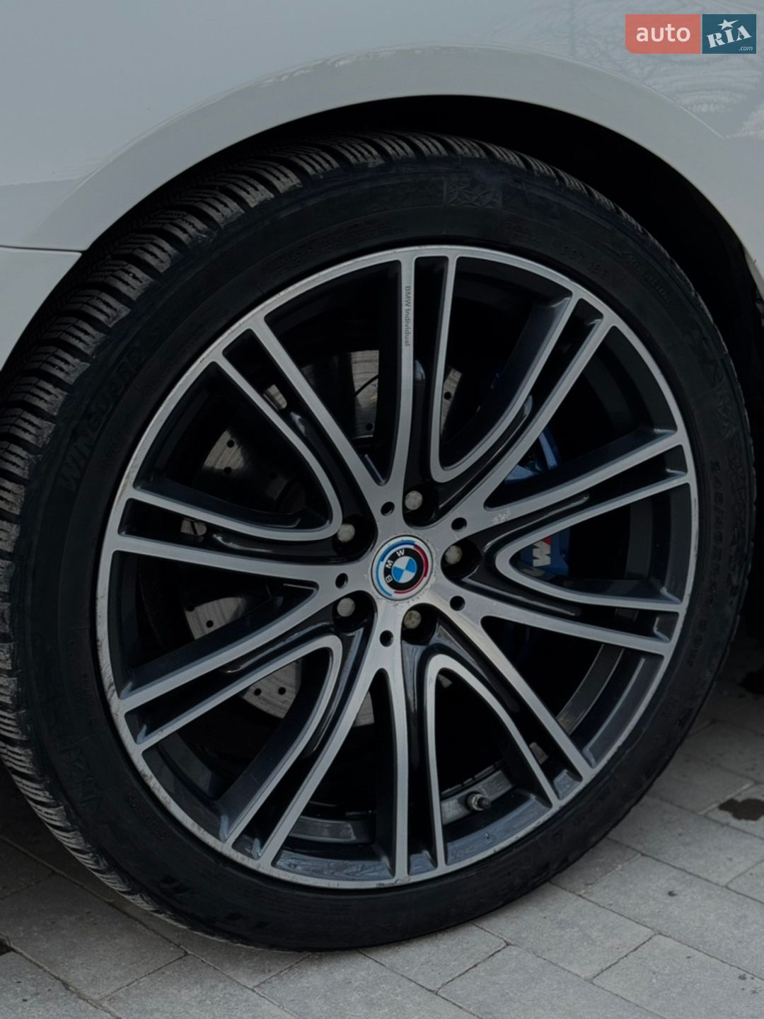 BMW 5 Series 2018 VIN WBAJE7C59JG892129 фото оголошення 8 з 24