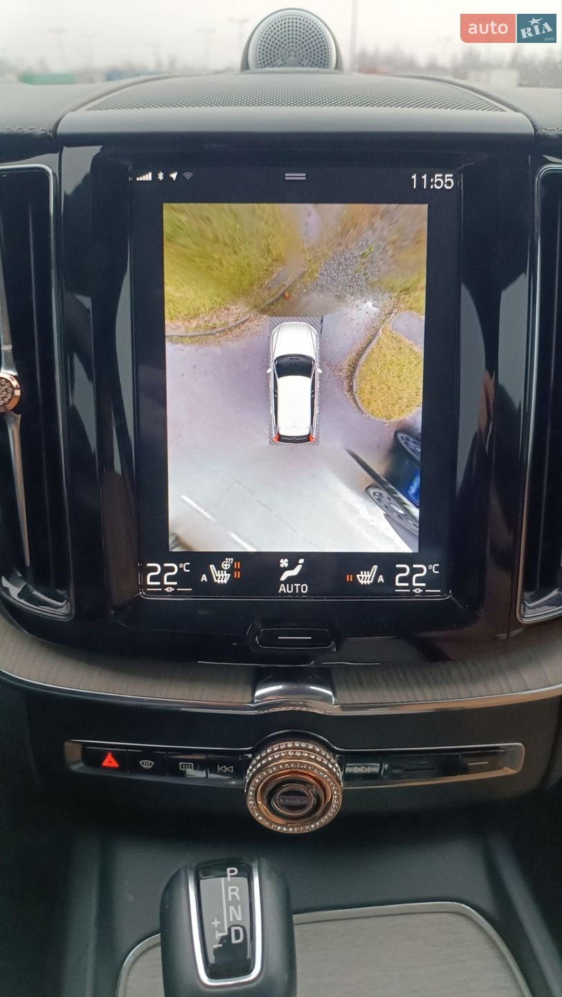 Volvo XC60 2019 VIN YV1UZ68TCK1338901 фото оголошення 8 з 49
