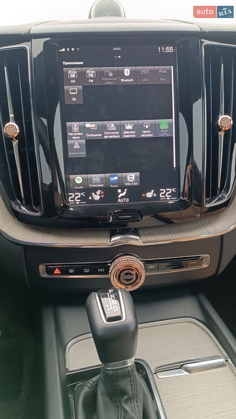 Volvo XC60 2019 VIN YV1UZ68TCK1338901 фото оголошення 16 з 49