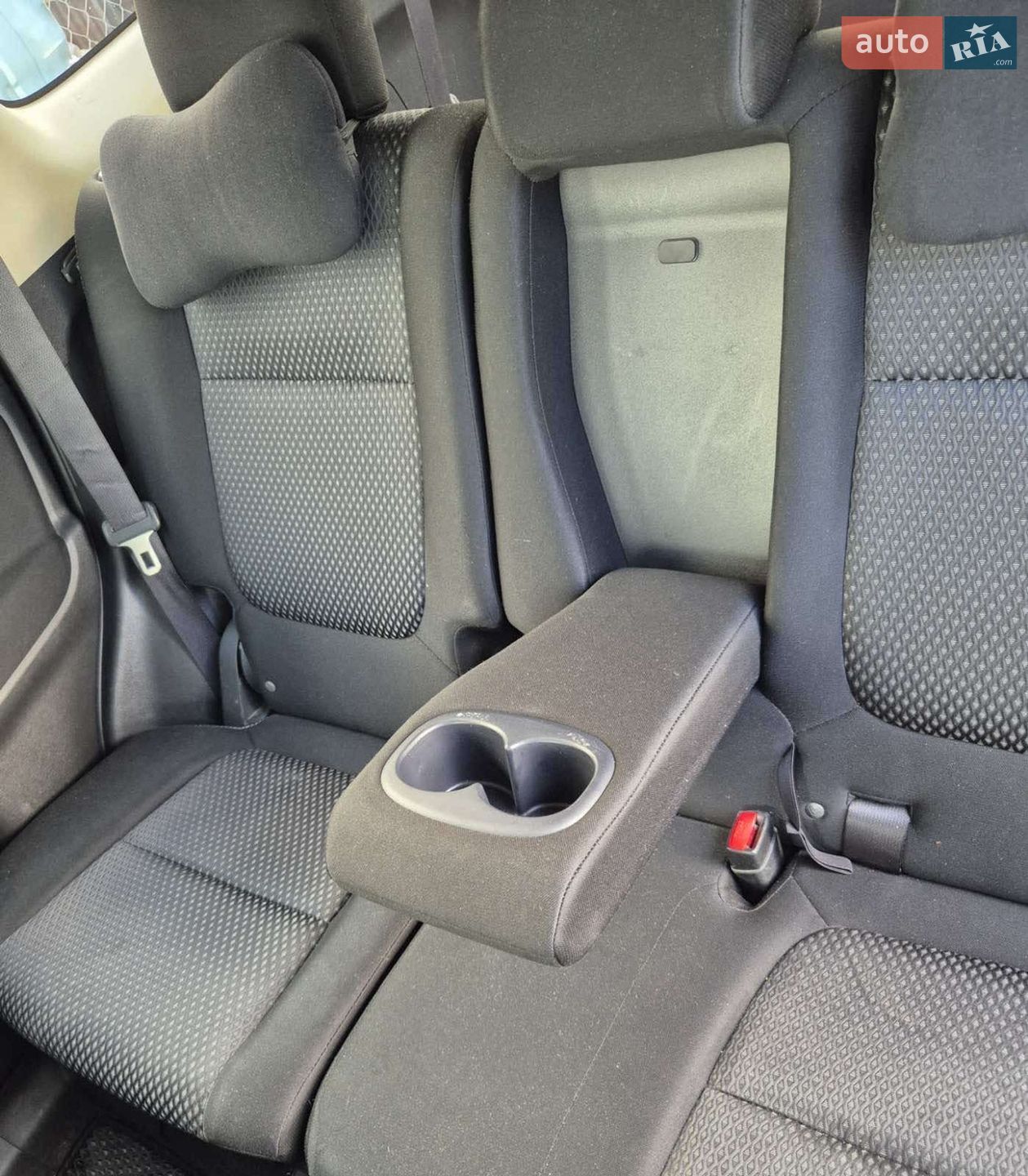 Mitsubishi Outlander 2017 VIN JA4AZ3A33JJ002383 фото оголошення 4 з 7