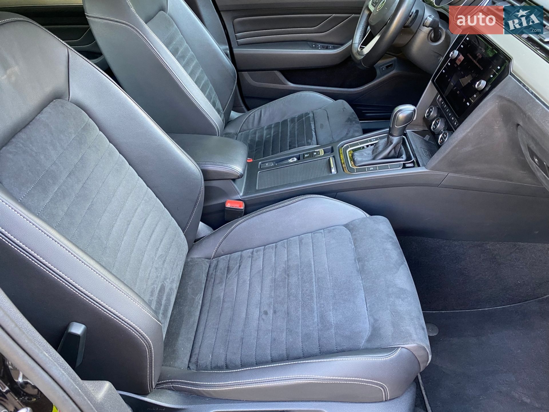 Volkswagen Passat 2020 VIN WVWZZZ3CZLE107826 фото оголошення 23 з 44