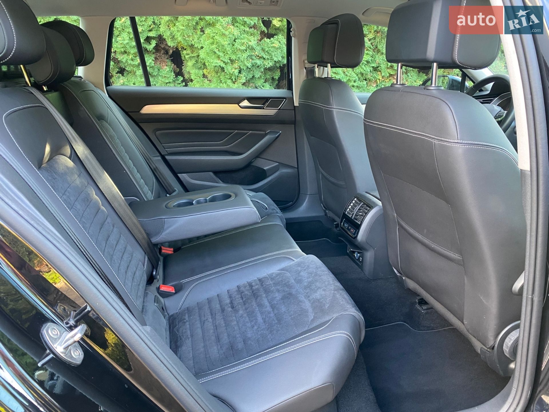 Volkswagen Passat 2020 VIN WVWZZZ3CZLE107826 фото оголошення 24 з 44