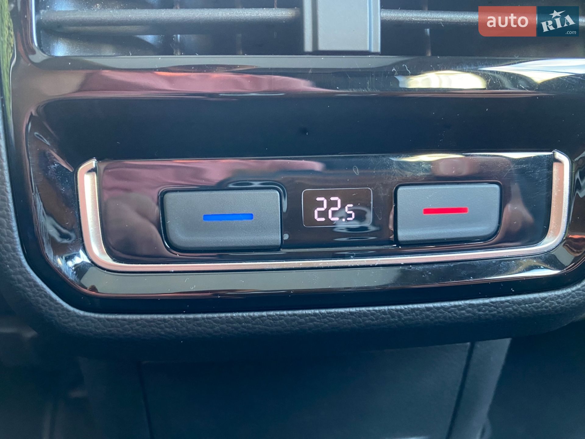 Volkswagen Passat 2020 VIN WVWZZZ3CZLE107826 фото оголошення 26 з 44